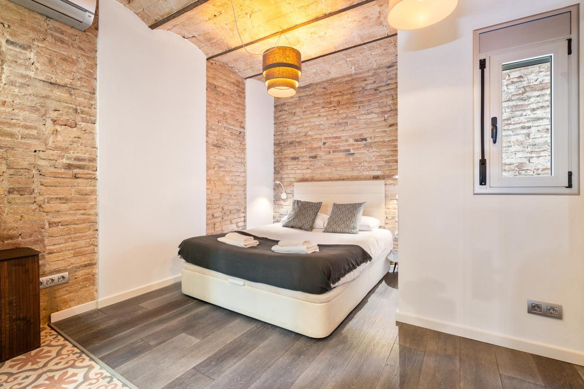 Bliss 1br Haven W Terrace In Gracia